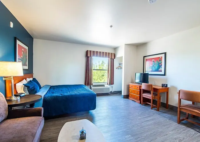 Apartment Vistas 107- Modern Sleeps 3 With Style